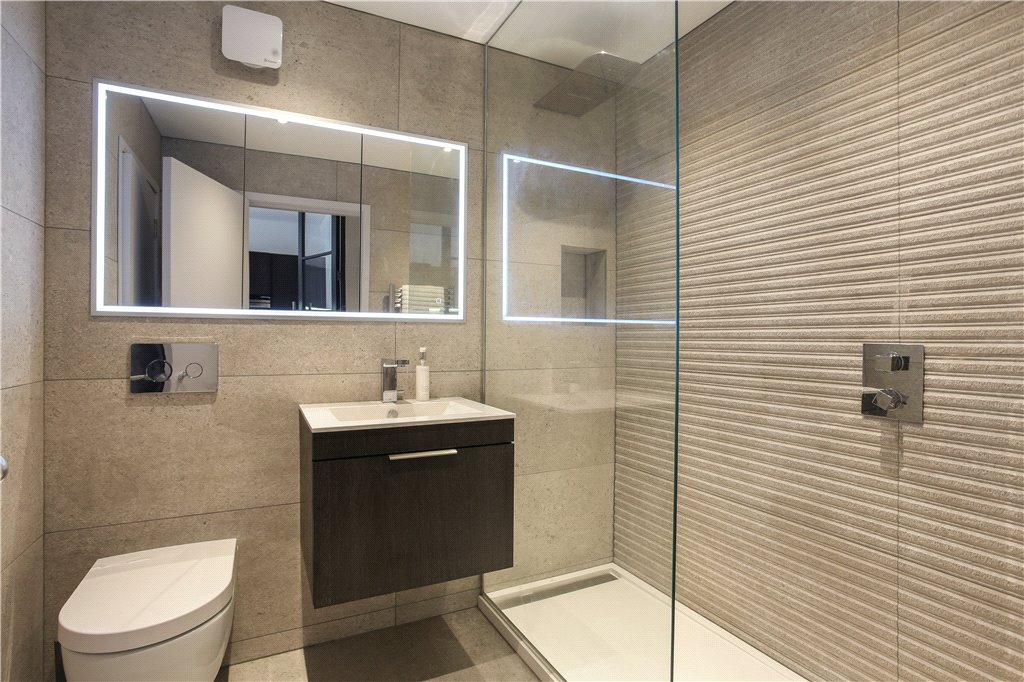 Apartment for sale in Shad Thames, London, SE1  - Property Image 4