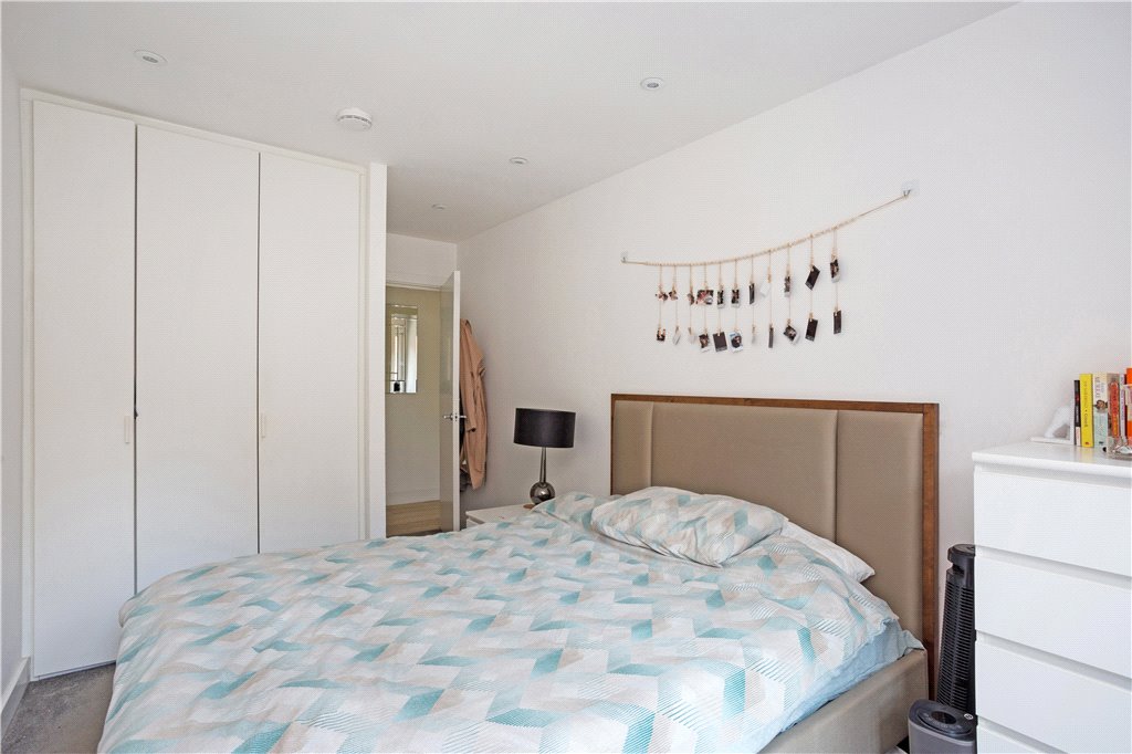 2 bed apartment to rent in Cube Building, 17-21 Wenlock Road, London, N1 8
