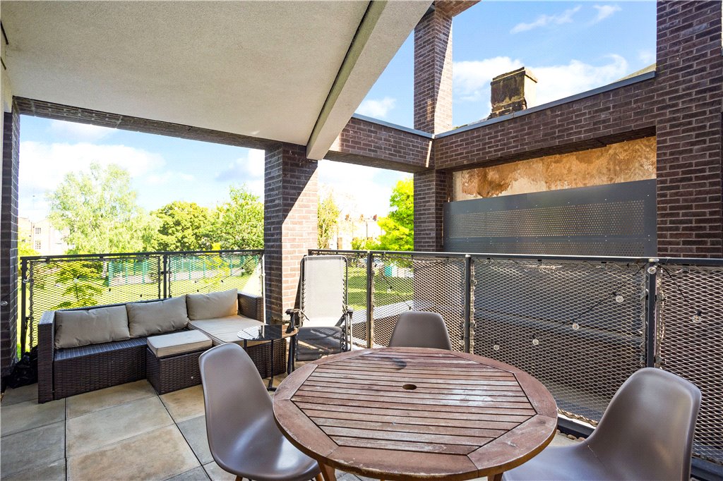 2 bed apartment to rent in Cube Building, 17-21 Wenlock Road, London, N1 1