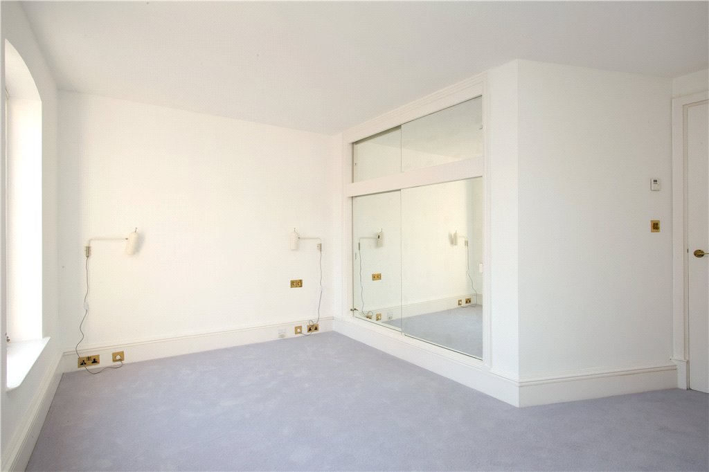 2 bed apartment to rent in China Wharf, 29 Mill Street, London, SE1 8