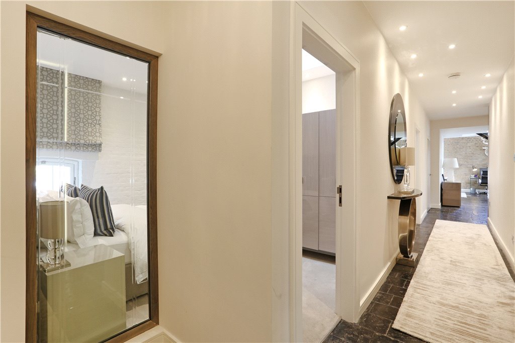 4 bed for sale in Ivory House, East Smithfield, London, E1W  - Property Image 28