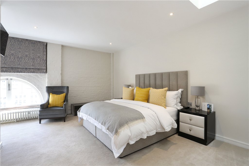 4 bed for sale in Ivory House, East Smithfield, London, E1W 21