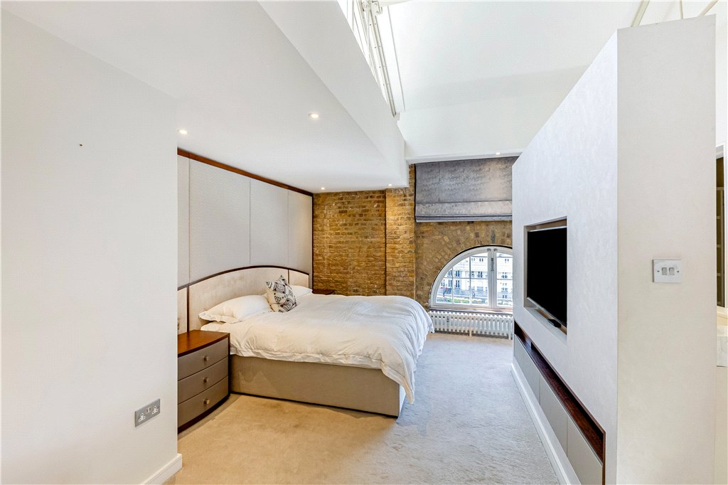 4 bed for sale in Ivory House, East Smithfield, London, E1W 19
