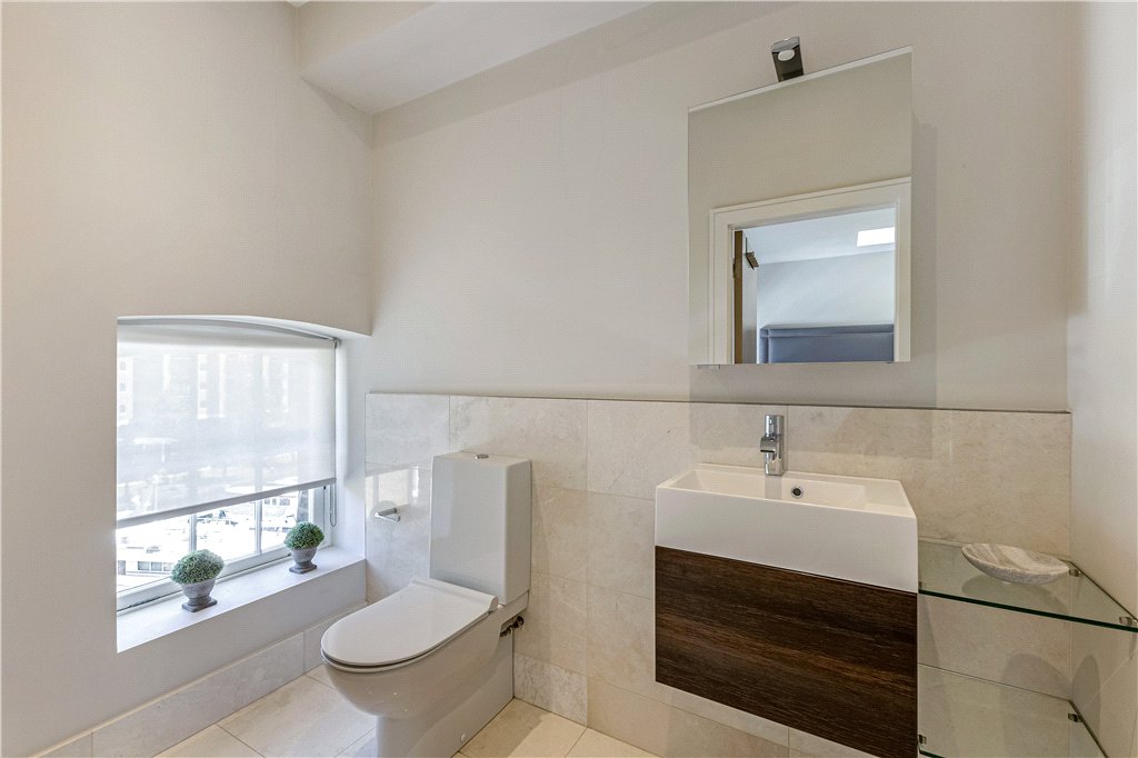 4 bed for sale in Ivory House, East Smithfield, London, E1W 24