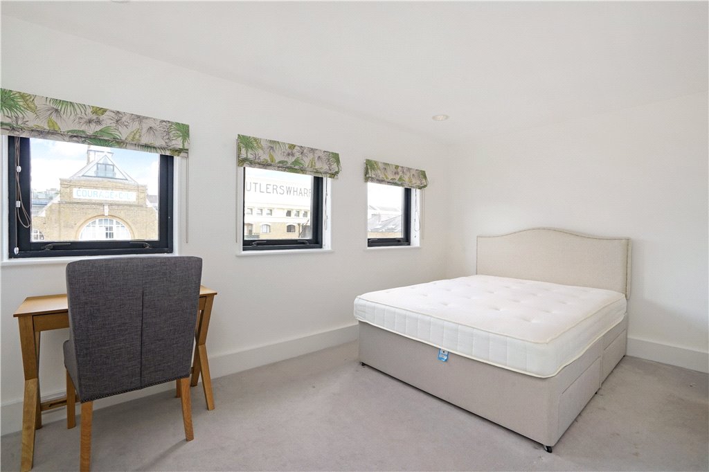 2 bed apartment to rent in Admirals Court, 30 Horselydown Lane, London, SE1 7