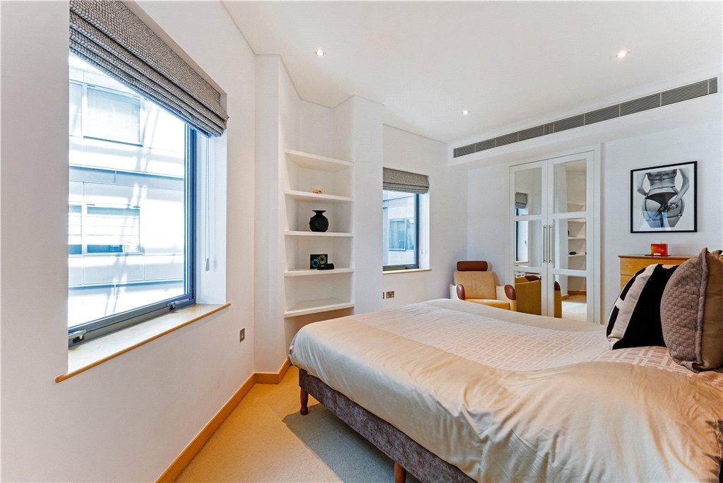 2 bed apartment for sale in Tea Trade Wharf, 26 Shad Thames, London, SE1  - Property Image 10