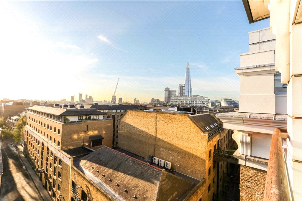 1 bed apartment to rent in Spice Quay Heights, 32 Shad Thames, London, SE1 1