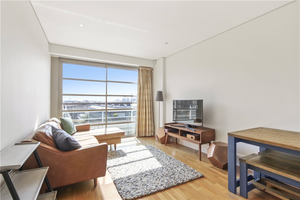 1 bedroom apartment to rent in Shad Thames, London, SE1 
