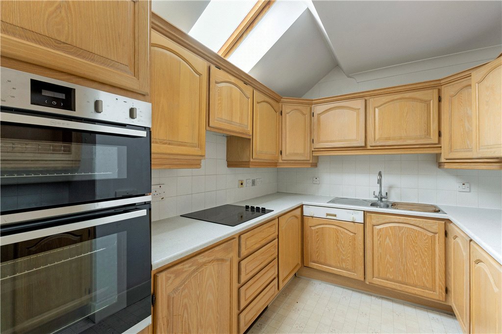 3 bed apartment for sale in St. Katharines Way, London, E1W  - Property Image 9