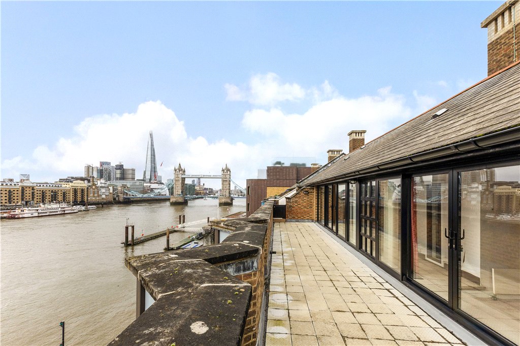 3 bed apartment for sale in St. Katharines Way, London, E1W  - Property Image 1