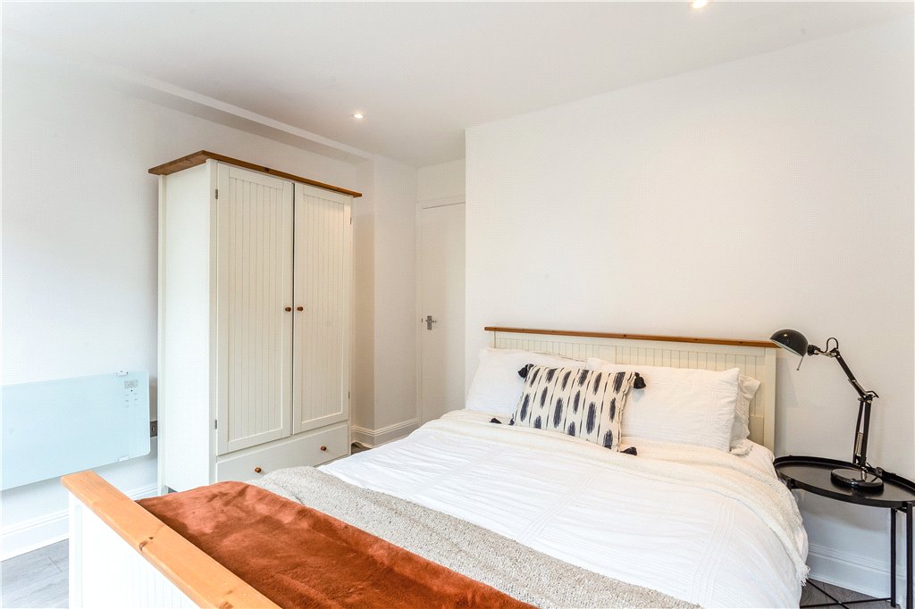 2 bed apartment to rent in St. Saviours Wharf, 8 Shad Thames, London, SE1 12