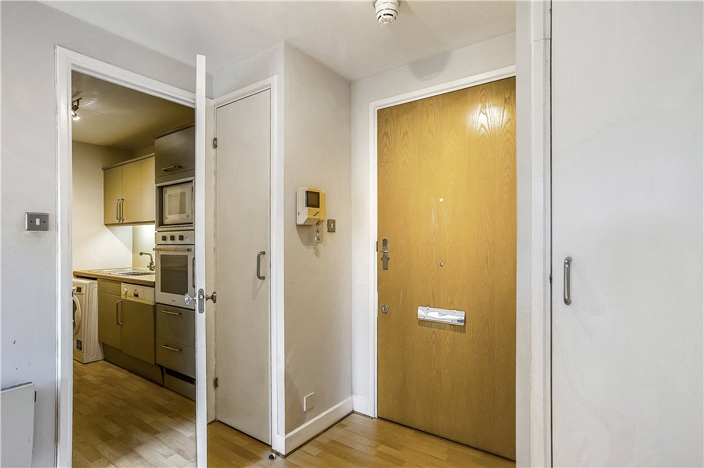 1 bed apartment for sale in Queen Elizabeth Street, London, SE1  - Property Image 7