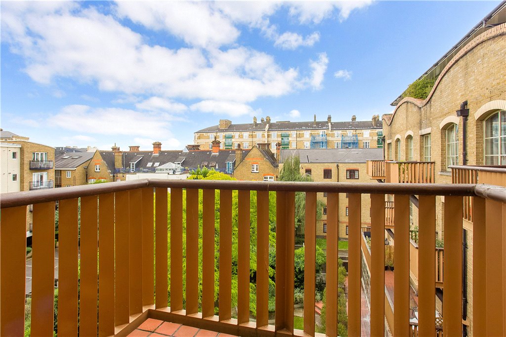 1 bed apartment for sale in Queen Elizabeth Street, London, SE1  - Property Image 3