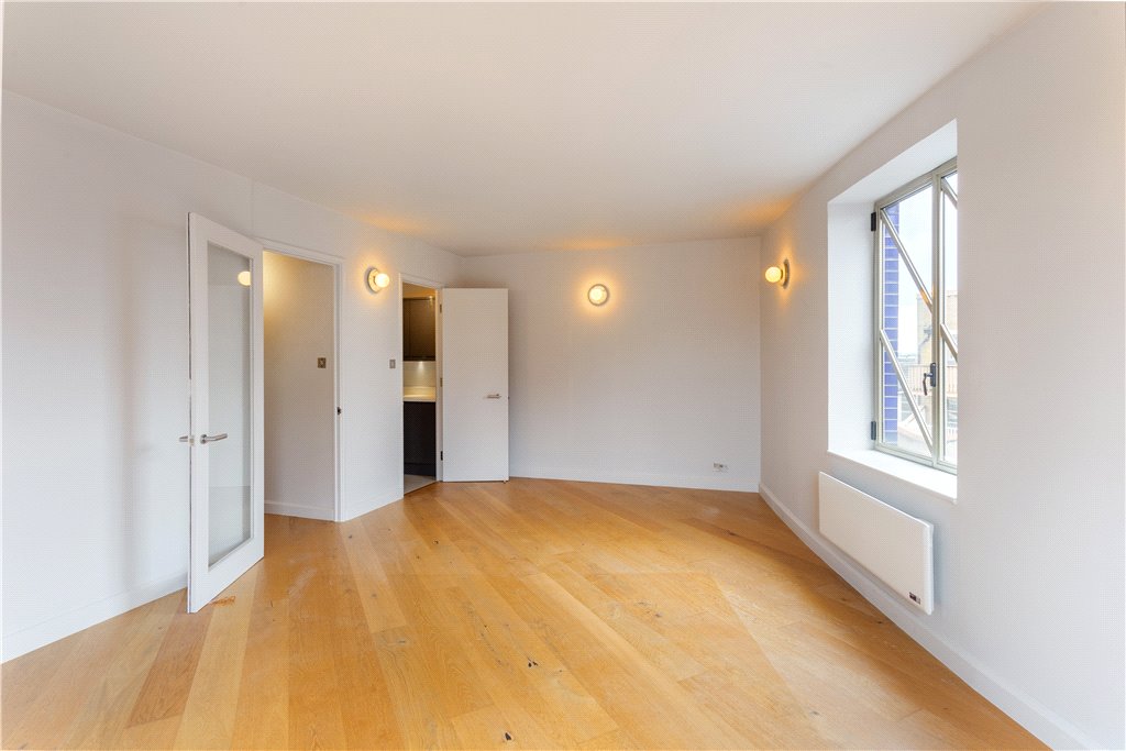 1 bed apartment for sale in Queen Elizabeth Street, London, SE1 6
