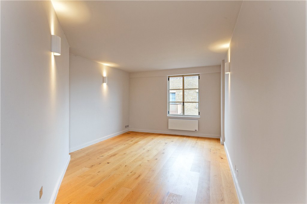 1 bed apartment for sale in Queen Elizabeth Street, London, SE1 10