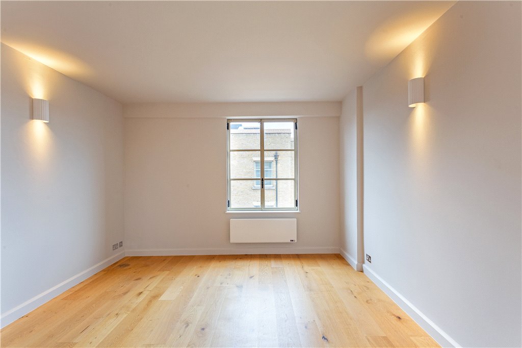 1 bed apartment for sale in Queen Elizabeth Street, London, SE1 9