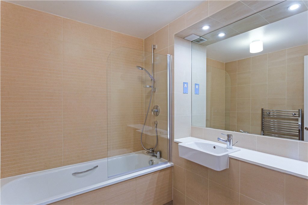 1 bed apartment for sale in Queen Elizabeth Street, London, SE1  - Property Image 13