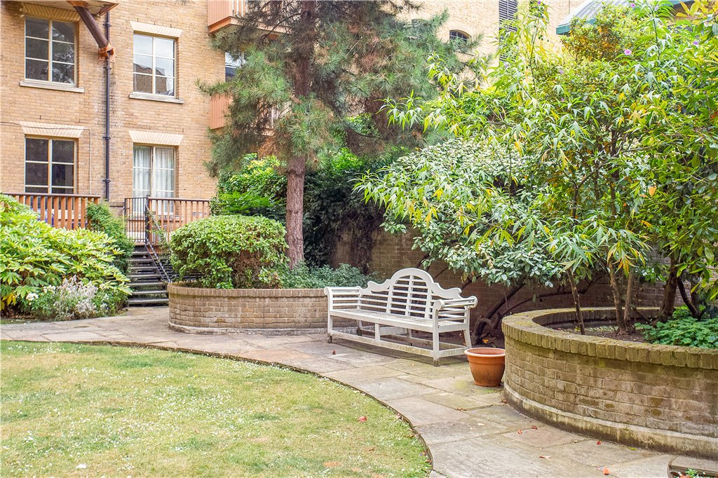 1 bed apartment for sale in Queen Elizabeth Street, London, SE1  - Property Image 15