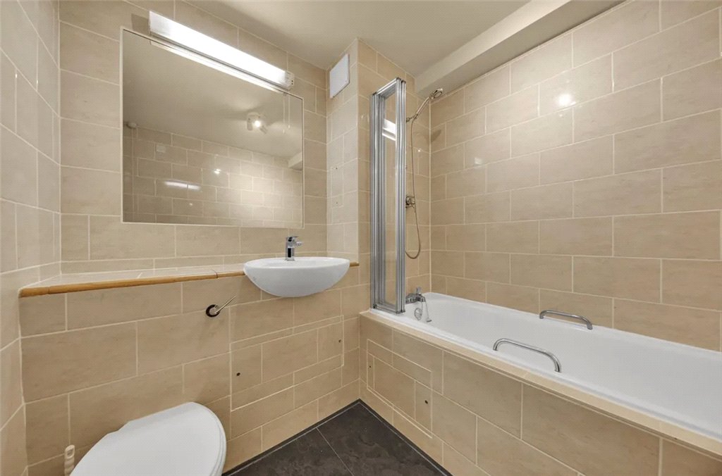 Apartment for sale in Shad Thames, London, SE1  - Property Image 10