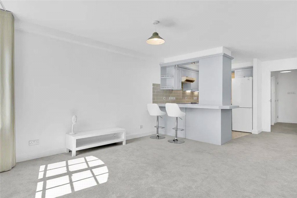 Apartment for sale in Shad Thames, London, SE1  - Property Image 7