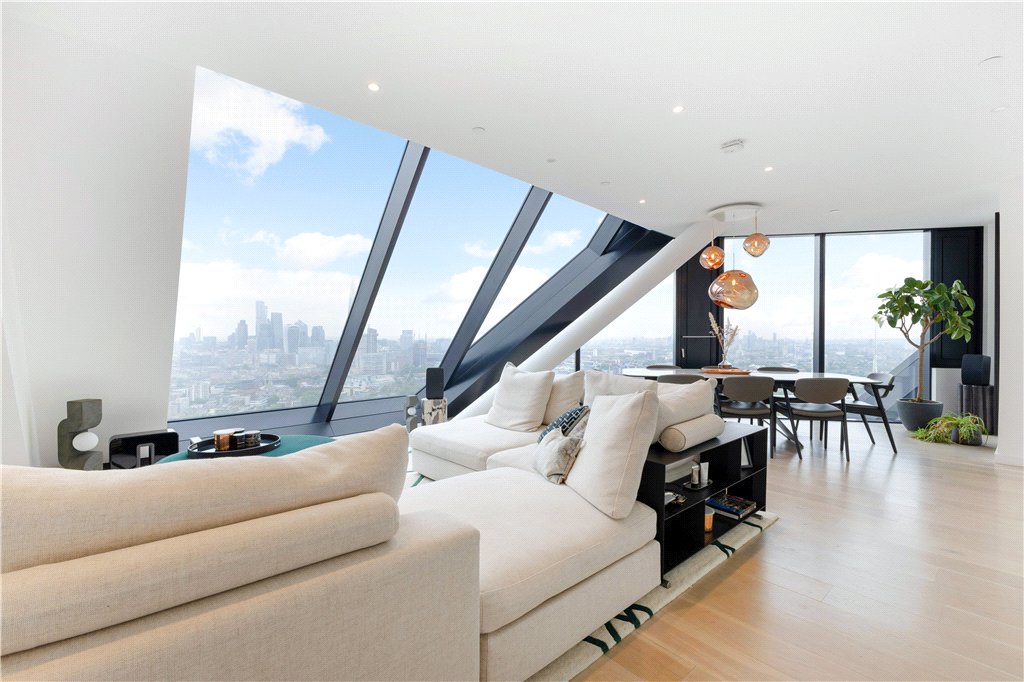2 bed apartment for sale in Strata SE, 8 Walworth Road, London, SE1  - Property Image 14