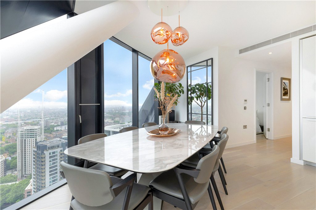 2 bed apartment for sale in Strata SE, 8 Walworth Road, London, SE1  - Property Image 6