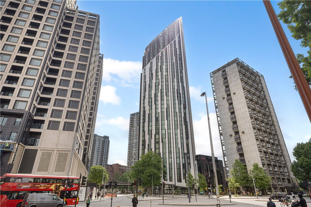 2 bed apartment for sale in Strata SE, 8 Walworth Road, London, SE1 17