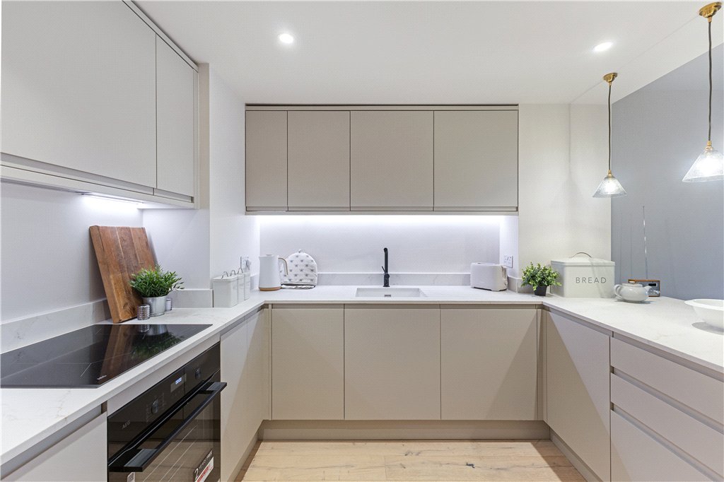 2 bed apartment for sale in Victoria Mills, 9 Boyd Street, London, E1  - Property Image 12