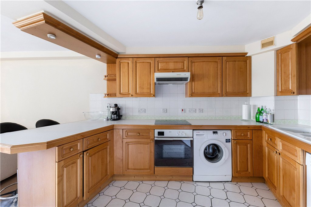1 bed apartment for sale in Java Wharf, 16 Shad Thames, London, SE1 7