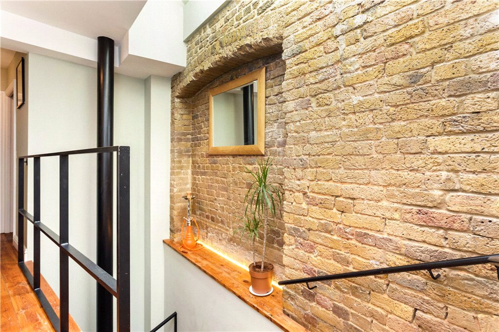 3 bed apartment for sale in Southwark Bridge Road, London, SE1 16