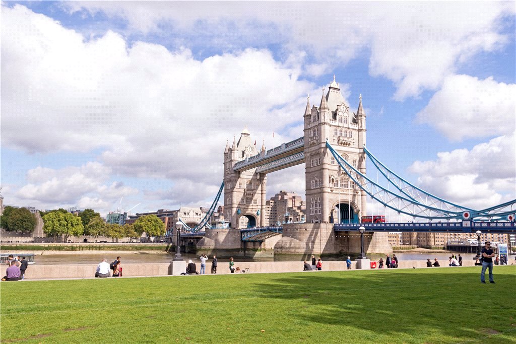 1 bed apartment for sale in Blenheim House, Crown Square, London, SE1  - Property Image 13