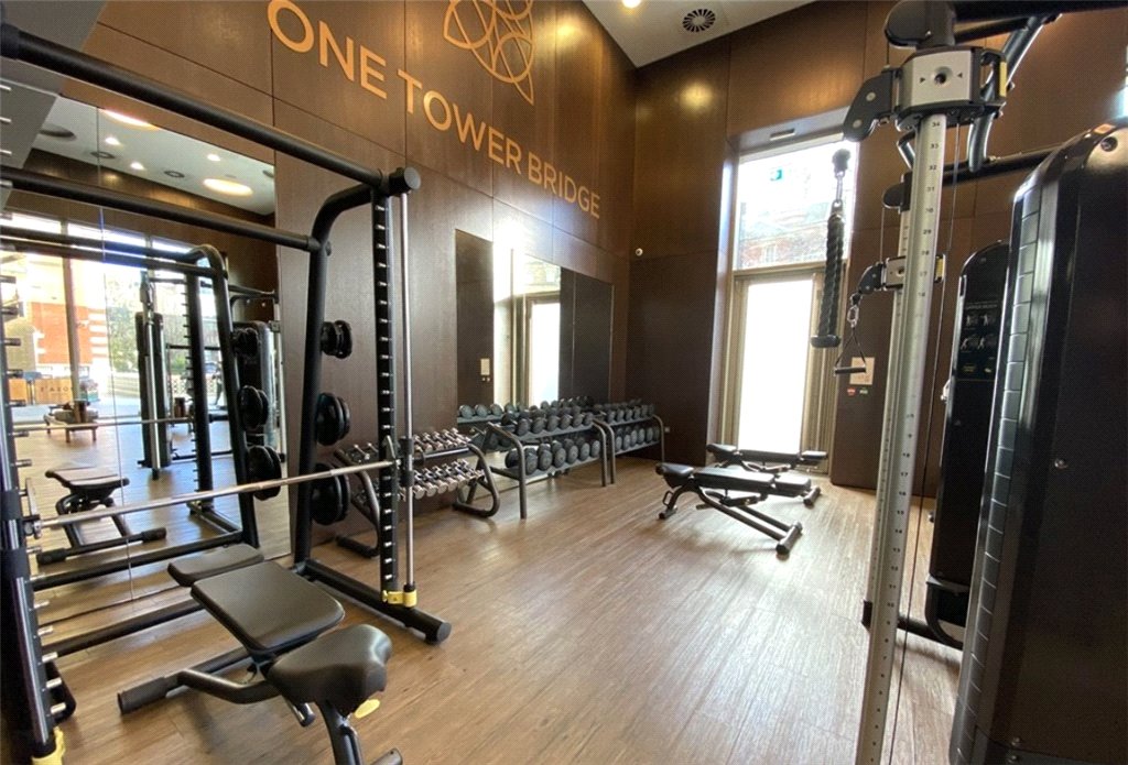 1 bed apartment for sale in Blenheim House, Crown Square, London, SE1  - Property Image 10