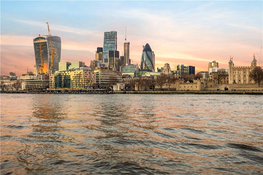 1 bed apartment for sale in Blenheim House, Crown Square, London, SE1  - Property Image 3