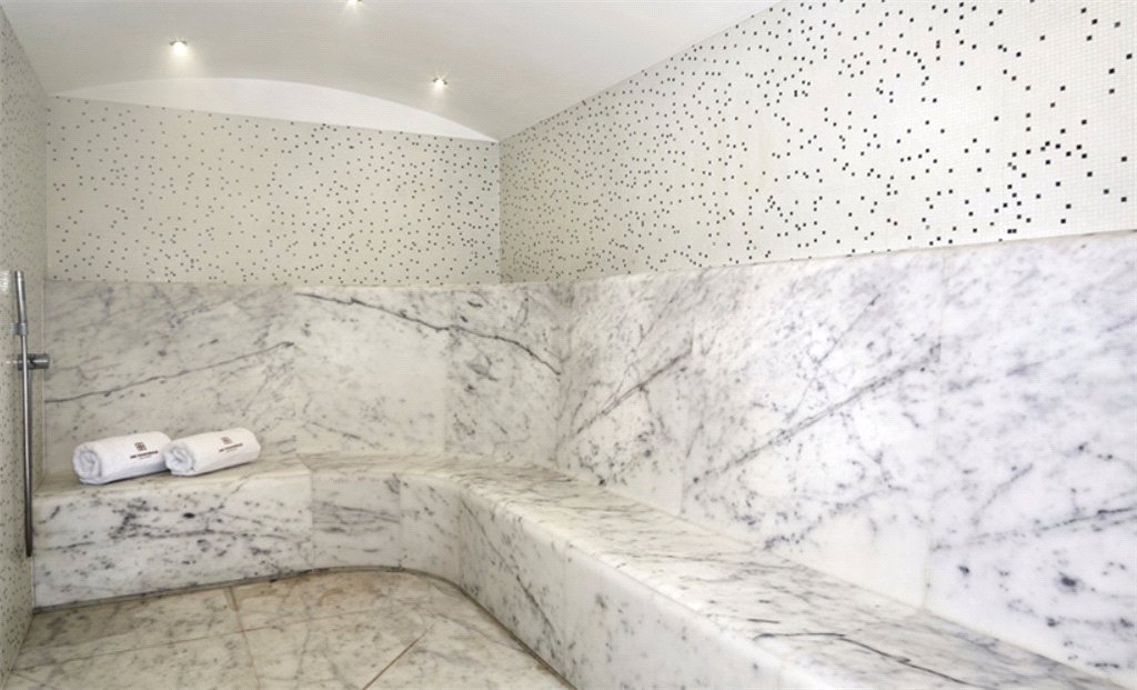 1 bed apartment for sale in Blenheim House, Crown Square, London, SE1  - Property Image 15
