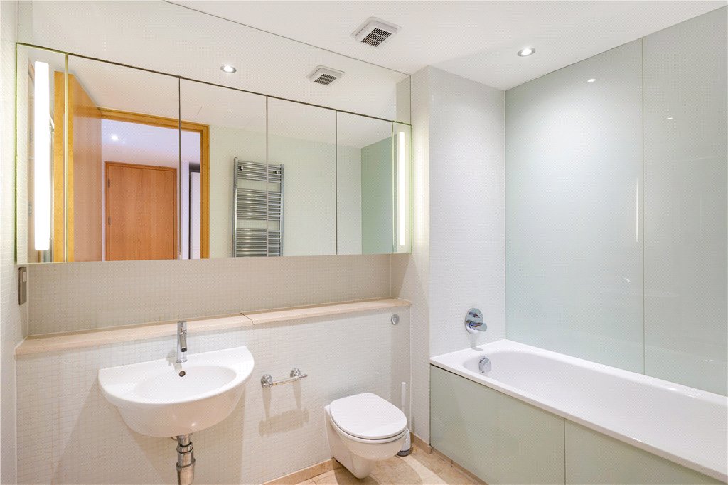 1 bed apartment for sale in Shad Thames, London, SE1 14