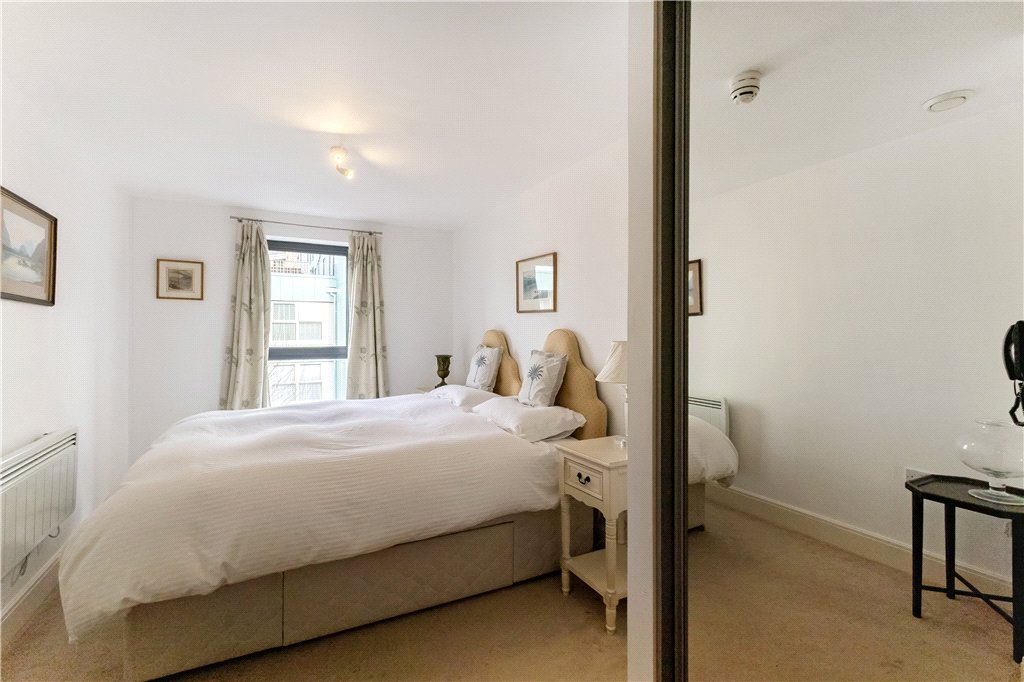 1 bed apartment for sale in Spa Road, London, SE16 6