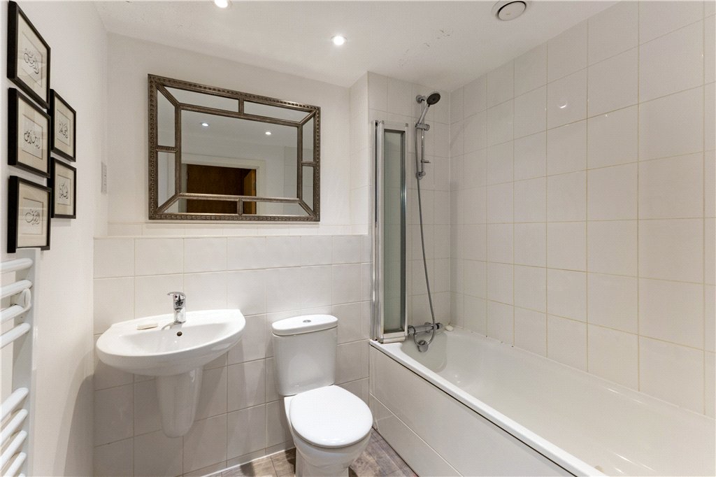 1 bed apartment for sale in Spa Road, London, SE16  - Property Image 8