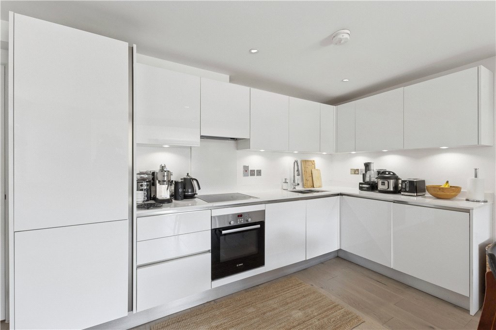 1 bed apartment for sale in Alwin Apartments, 132 Tanner Street, SE1 6