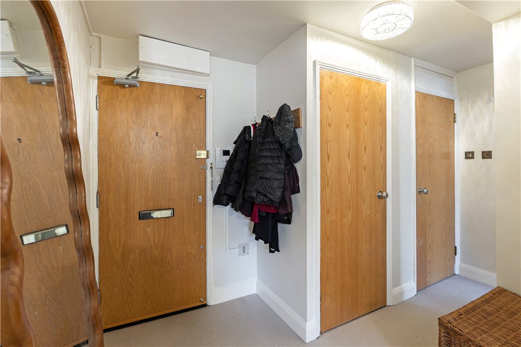 1 bed apartment for sale in Shad Thames, London, SE1  - Property Image 15
