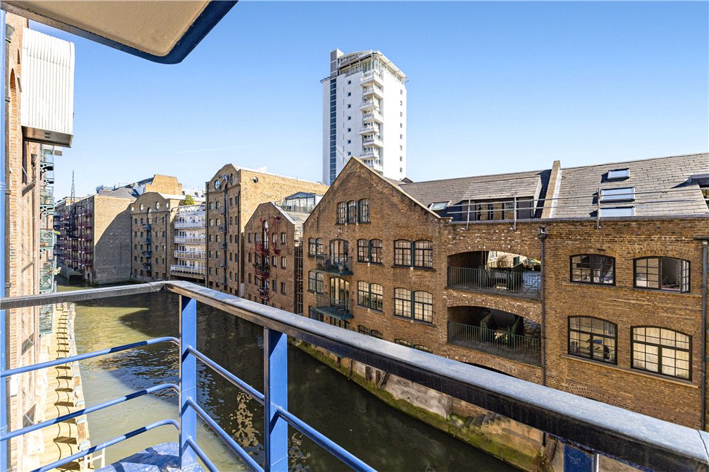 1 bed apartment for sale in Shad Thames, London, SE1  - Property Image 5