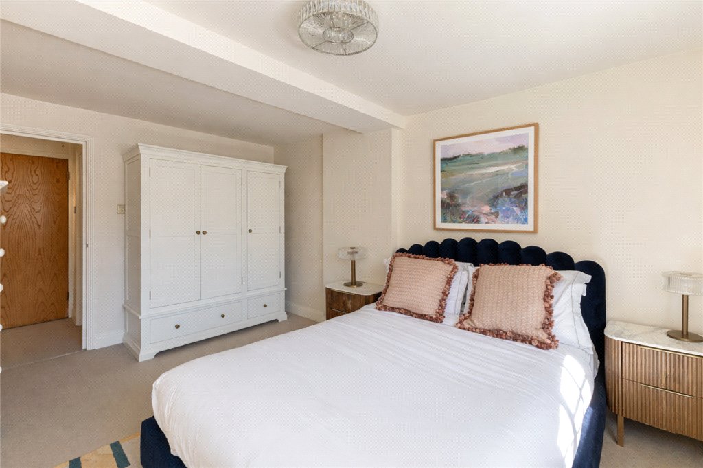1 bed apartment for sale in Shad Thames, London, SE1  - Property Image 7