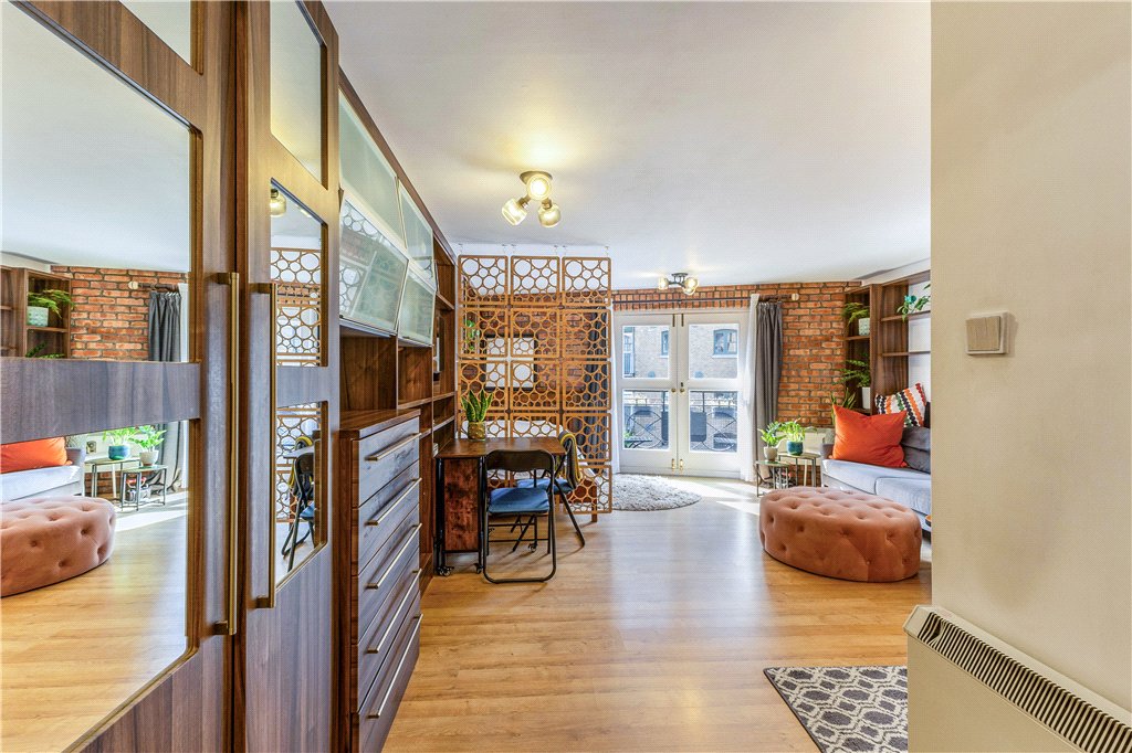 Apartment for sale in Java Wharf, 16 Shad Thames, London, SE1 7