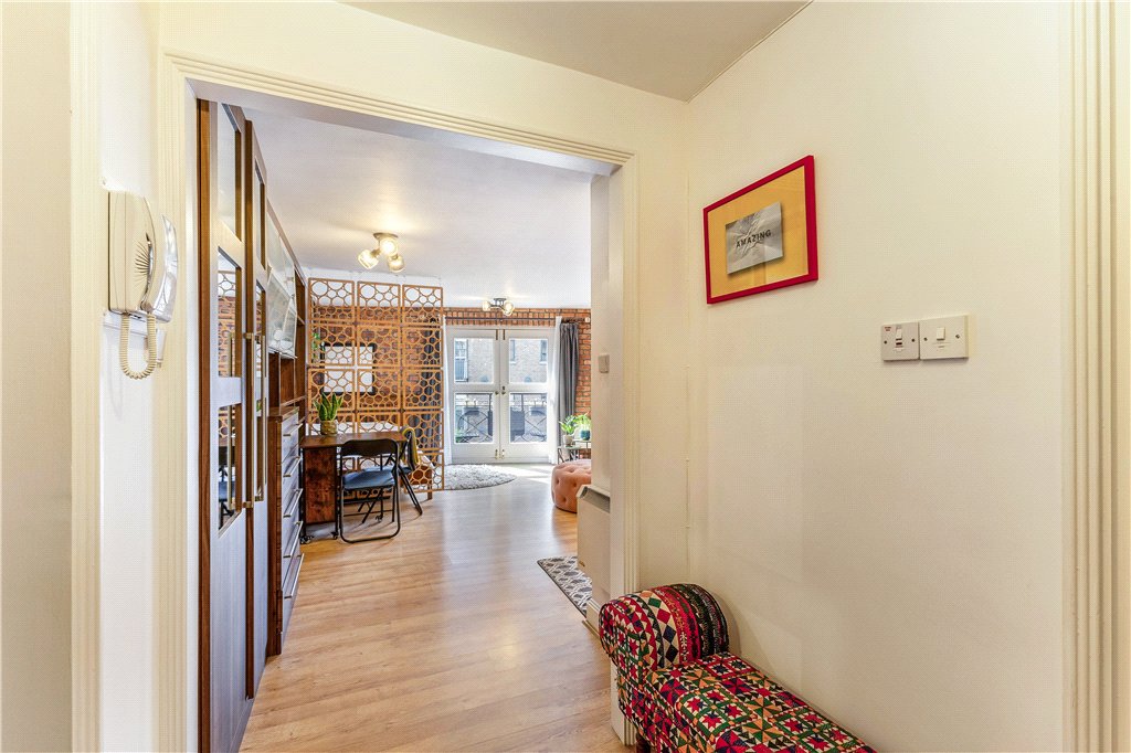 Apartment for sale in Java Wharf, 16 Shad Thames, London, SE1 9