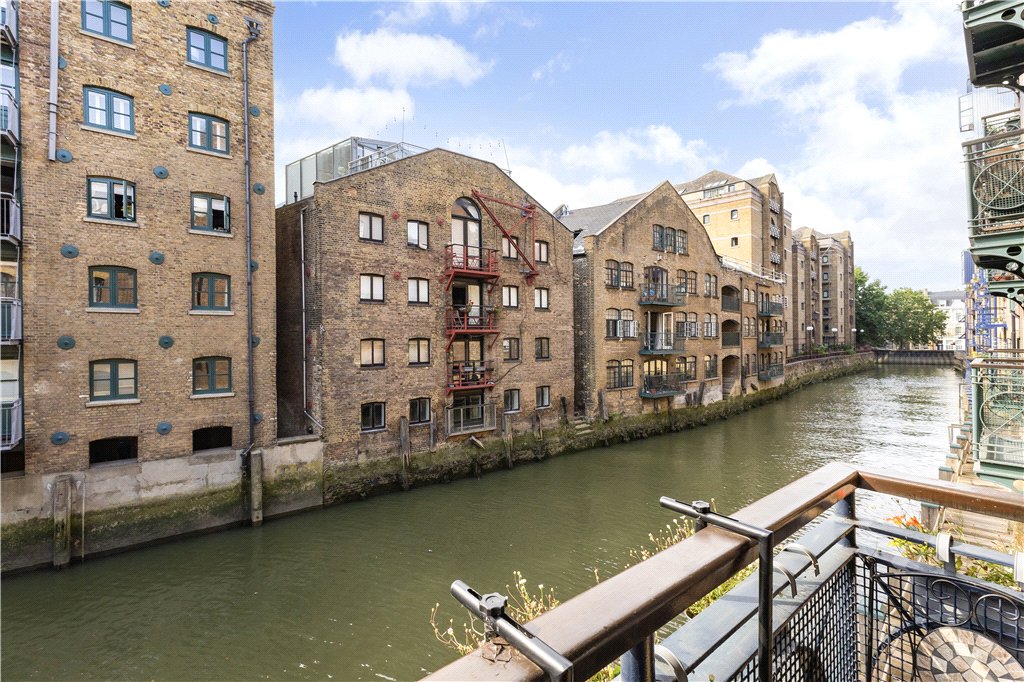 Apartment for sale in Java Wharf, 16 Shad Thames, London, SE1 - Property Image 1