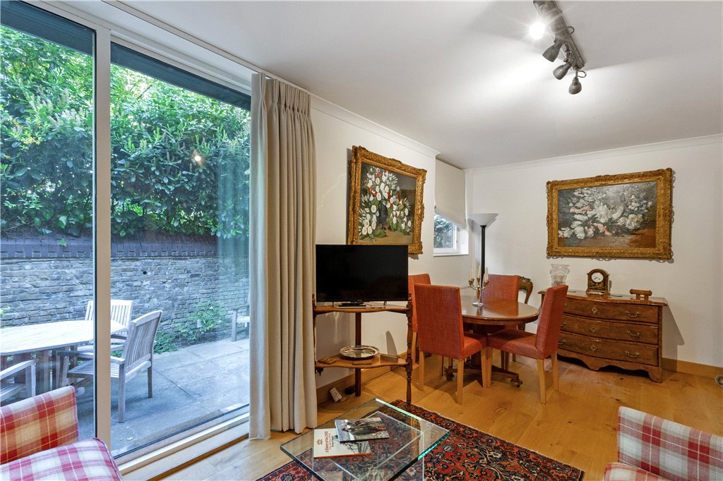 2 bed apartment for sale in Bridgeport Place, London, E1W - Property Image 1
