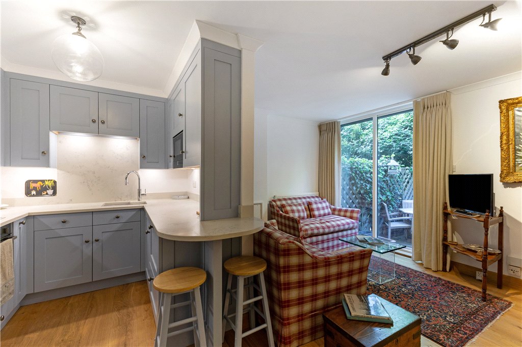 2 bed apartment for sale in Bridgeport Place, London, E1W 11