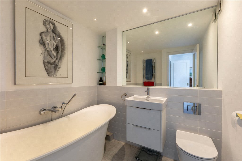 2 bed apartment for sale in Bridgeport Place, London, E1W  - Property Image 7