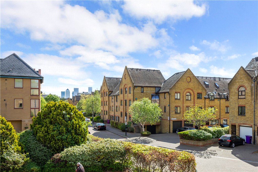 2 bed apartment for sale in Bridgeport Place, London, E1W 17