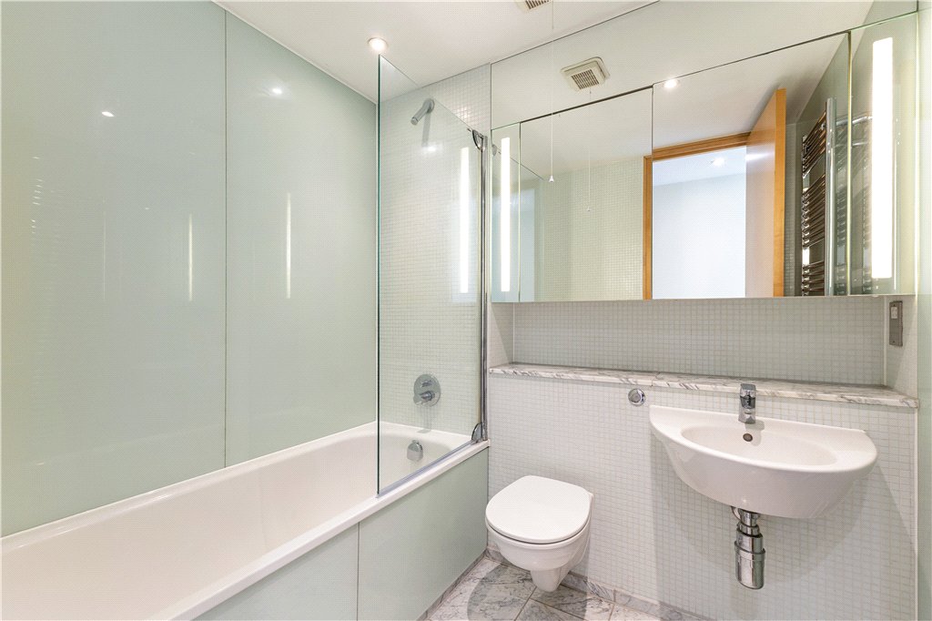 1 bed apartment for sale in Tea Trade Wharf, 26 Shad Thames, London, SE1 11