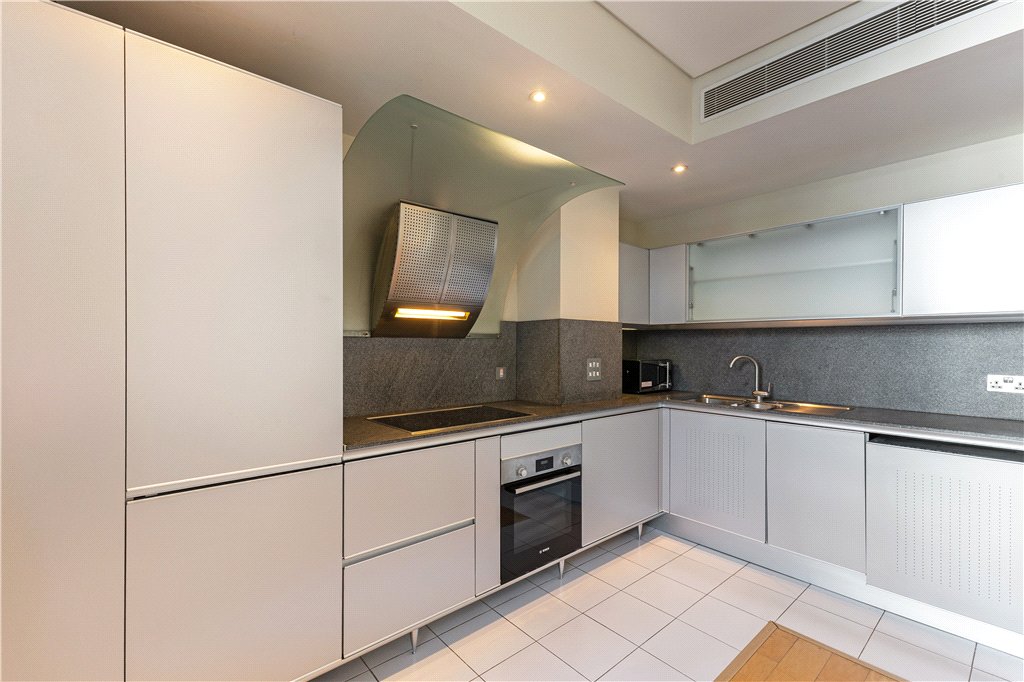 1 bed apartment for sale in Tea Trade Wharf, 26 Shad Thames, London, SE1 10